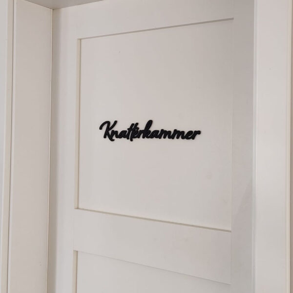 Türschild Knatterkammer – aus PLA im 3D-Druck gefertigt